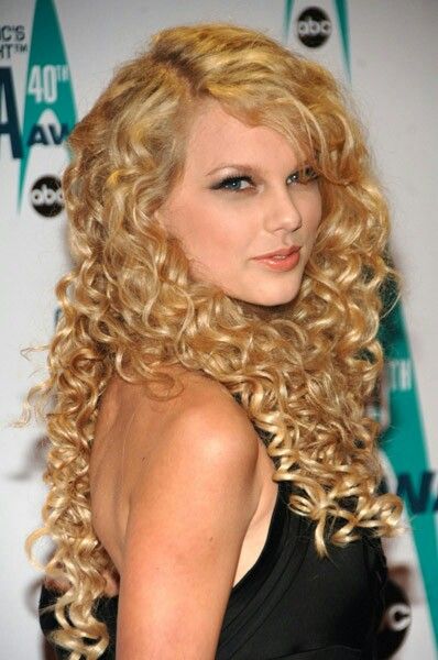 Taylor Swift Here is a photo of Taylor Swift